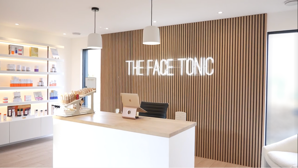 The Face Tonic @ The Klinik Reception 